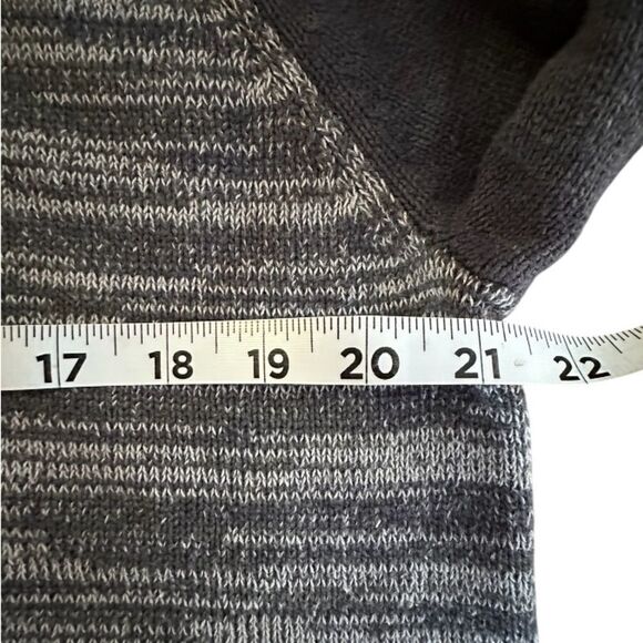 Mens 33 Degrees Gray Tones 1/4 Zip Sweater w/Raglan Sleeves. Large EUC. - Picture 3 of 6
